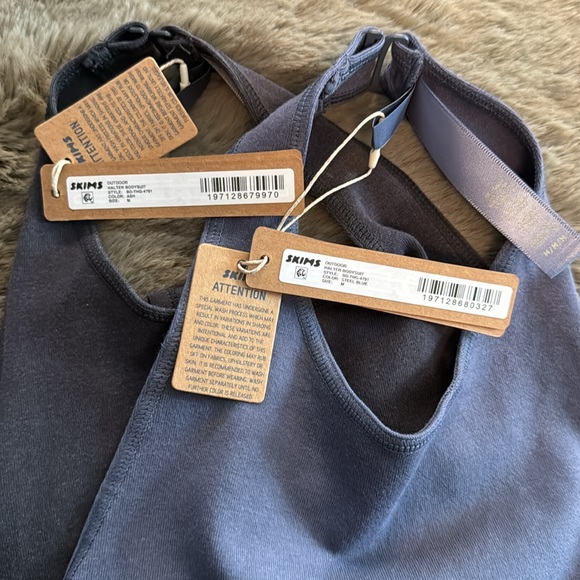 SKIMS Outdoor Halter Bodysuit Medium NWT (SK0074) - Picture 10 of 10